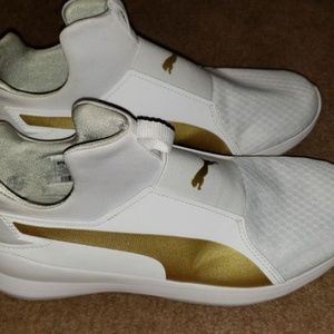 Puma soft foam sneakers